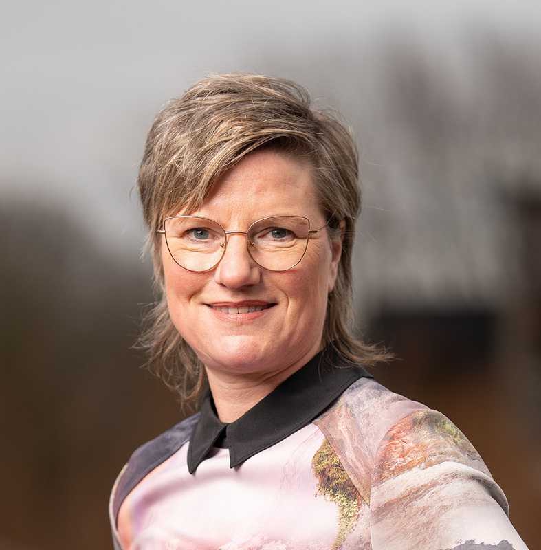 2024&nbsp;Sophie&nbsp;Zwetsloot&nbsp;//&nbsp;sophie_zwetsloot_-_uitsnede_vierkant.jpg&nbsp;(39&nbsp;K)