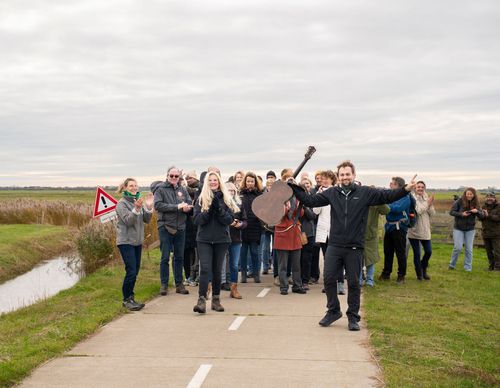 Tim Knol zorgde voor muzikale begeleiding